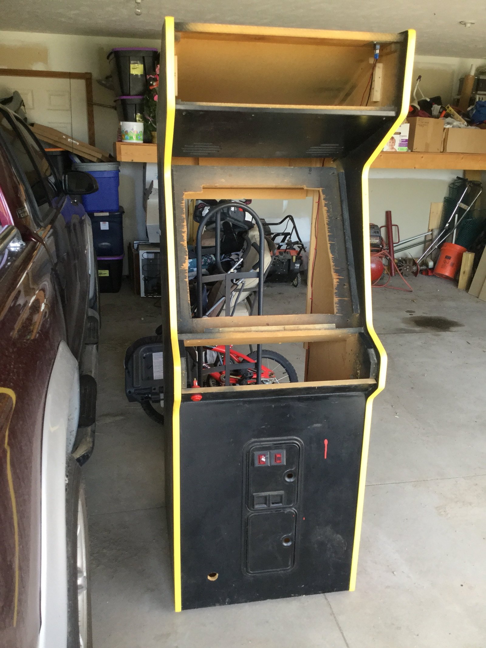 Dynamo Empty Cabinet