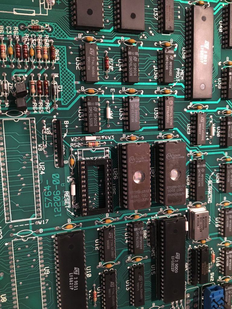 Socket installed at the 6116 RAM chip