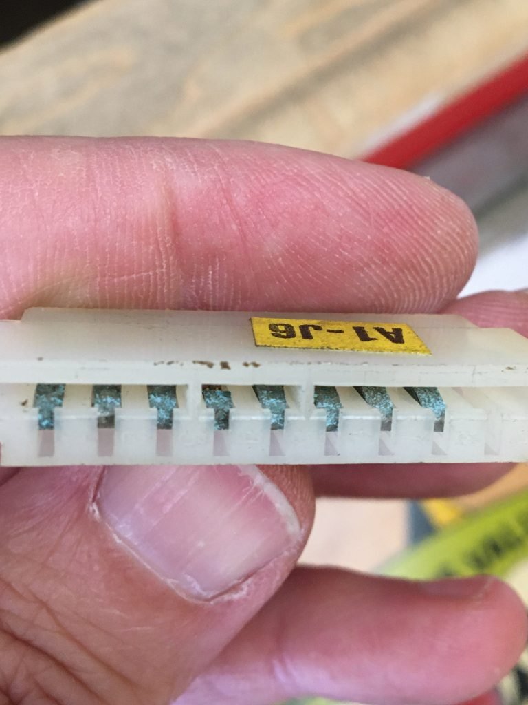 Battery corrosion leaked to connector