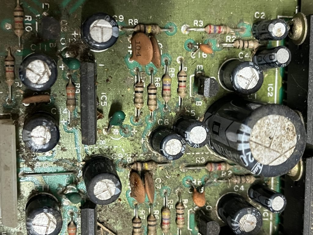 Old caps and dirty pcb